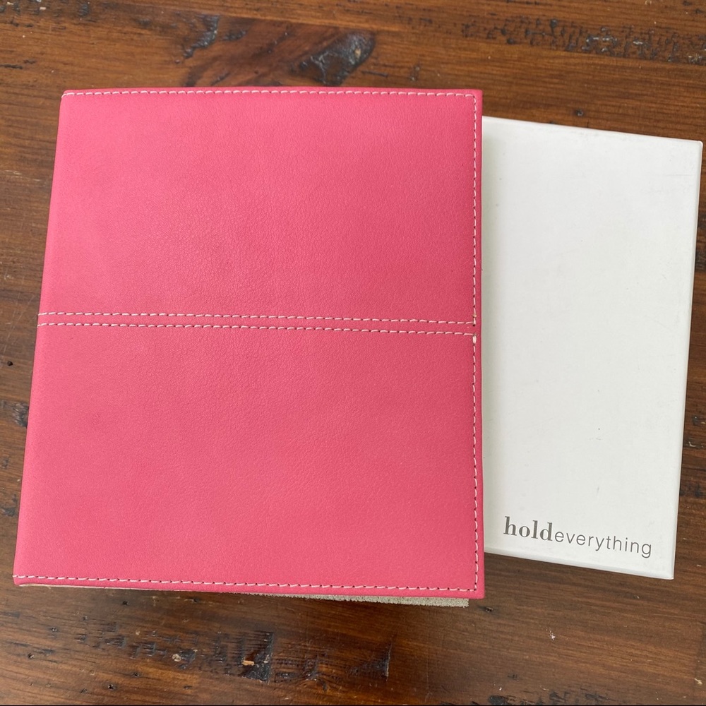 Pink Leather 4 x 6 Photo Storage New Hold